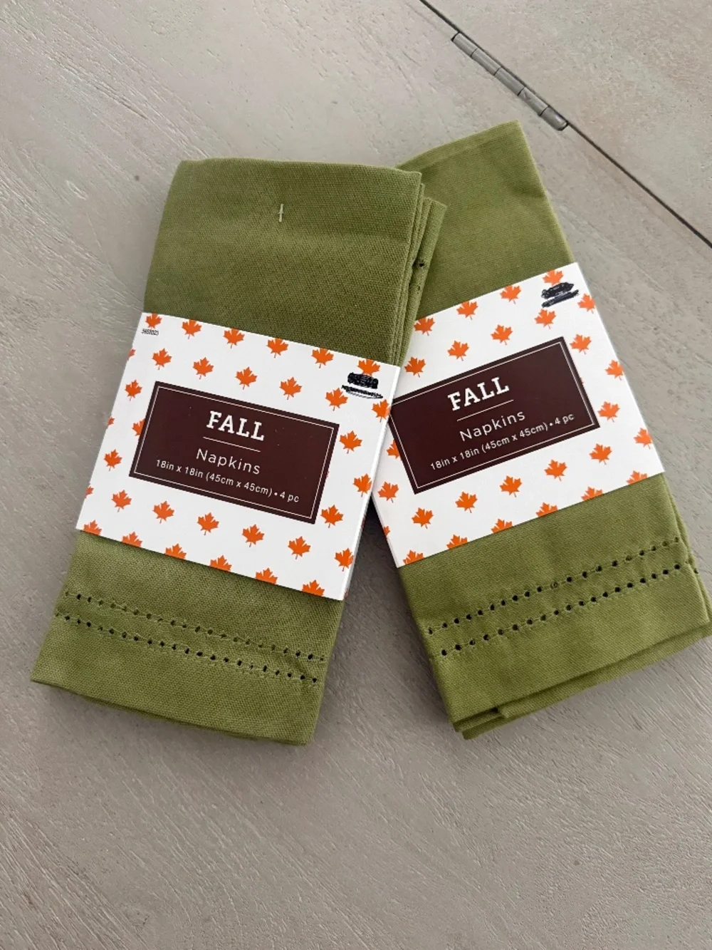 Hobby Lobby Fall Dark Green 2-Pack. (Set of 4 napkins); NWT